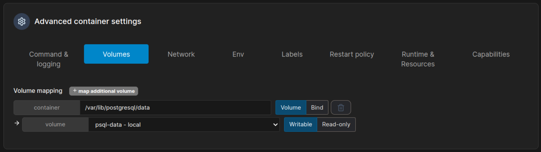 PostgreSQL in Docker CLI and Portainer